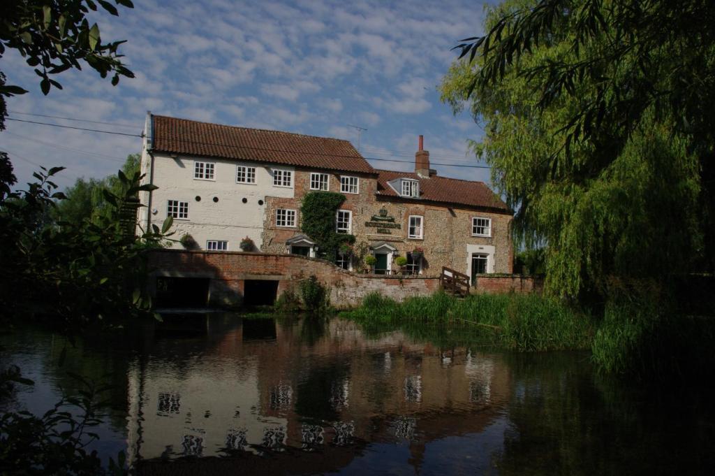 Sculthorpe Mill Hotel Fakenham Luaran gambar