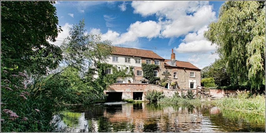 Sculthorpe Mill Hotel Fakenham Luaran gambar